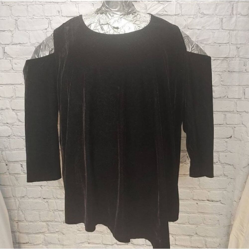 NY Collection Women's PLUS Size 3X Black Velour Cold Shoulder Blouse.